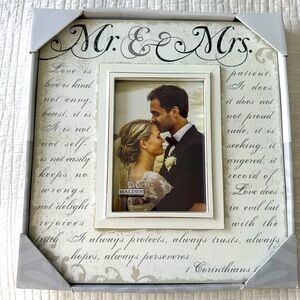 NIB Mr & Mrs Wedding Picture Frame 5x7